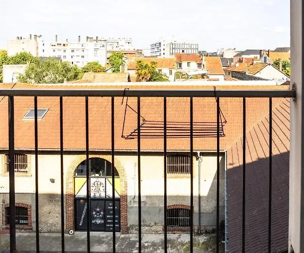 Apartmán Le Voltaire -2 Chambres- 70m2- Hypercentre-parking-wifi Fibre- Nouvelle Literie Tarbes